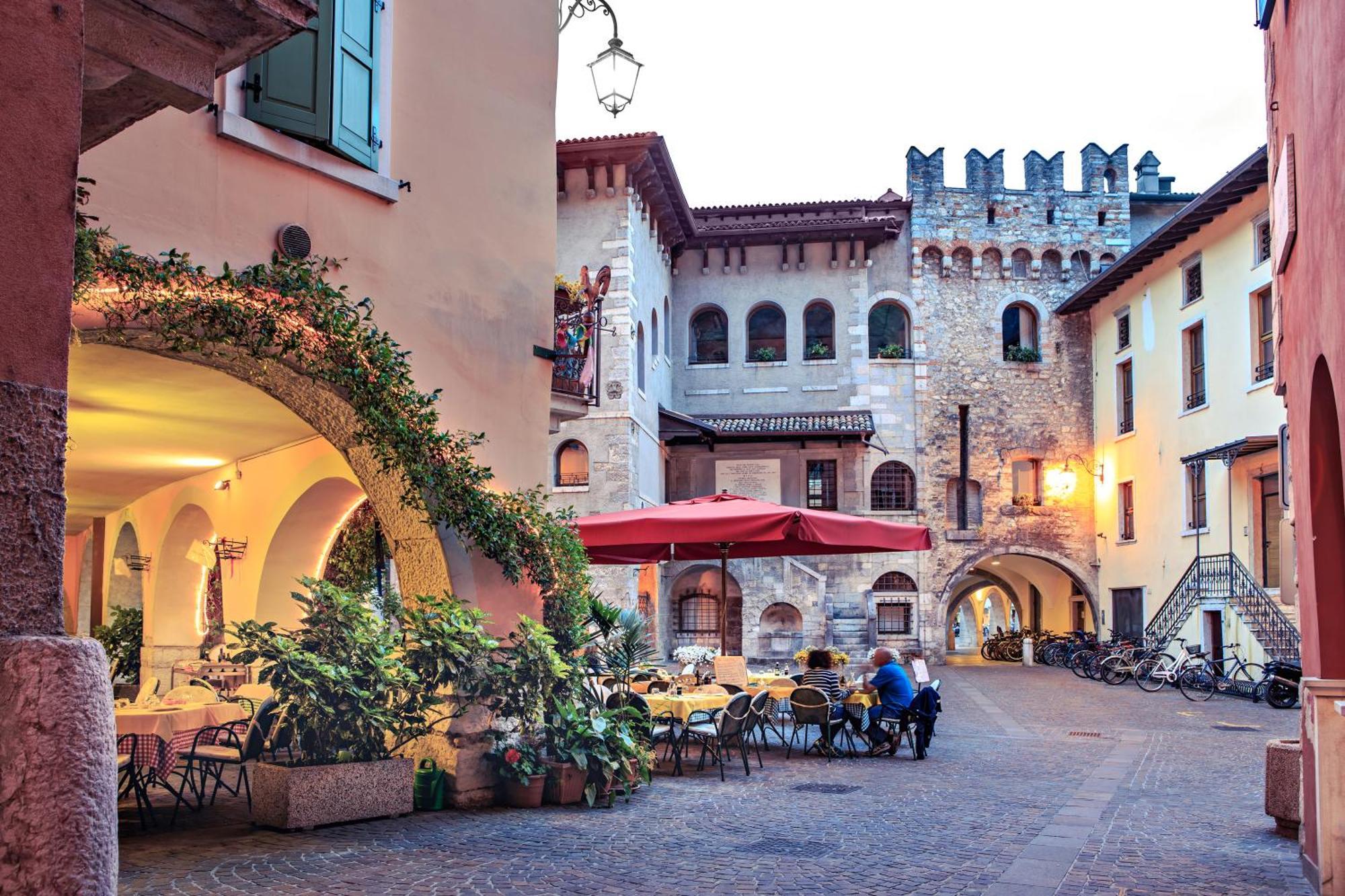 Appartamento Centro Storico Riva 2 - Happy Rentals Zewnętrze zdjęcie